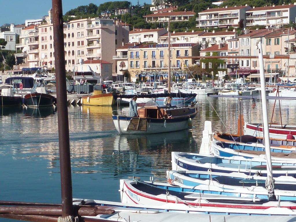 Cassis Loc - Chambre Meublee Hotel Kültér fotó